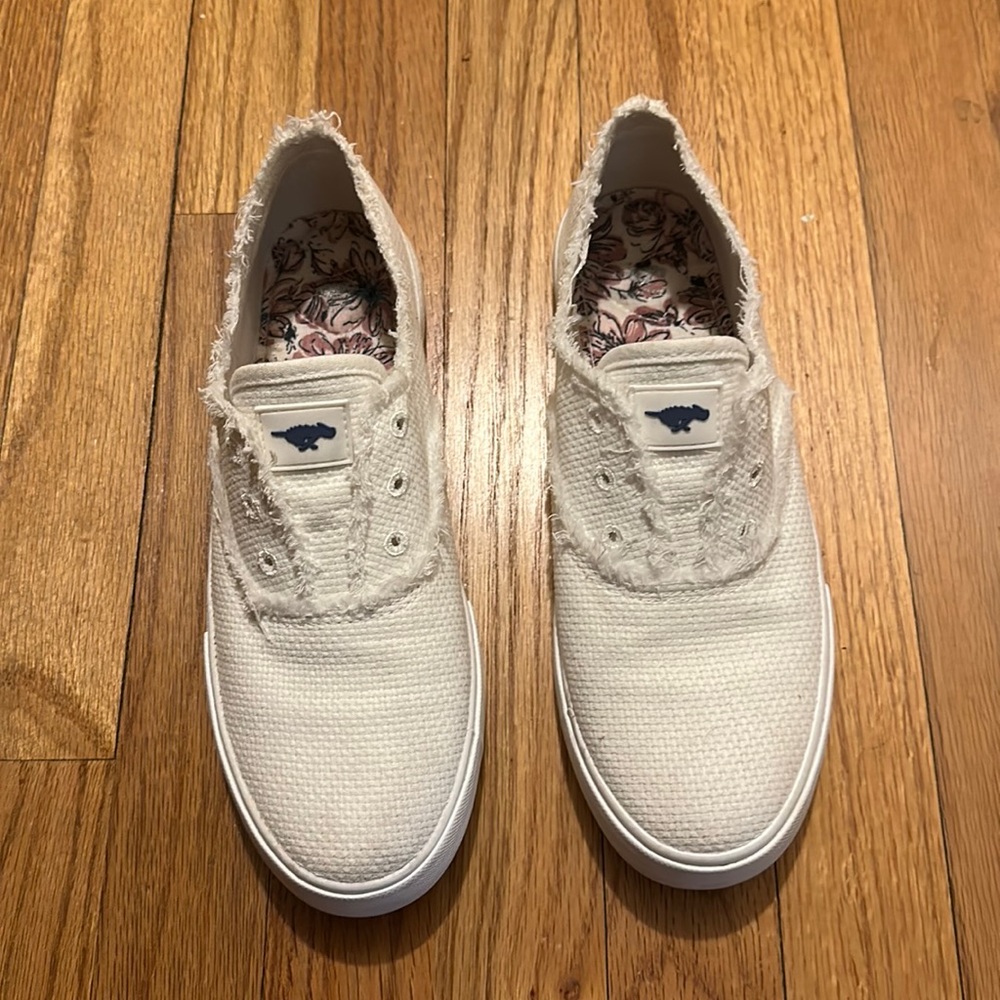Rocket Dog slip ons